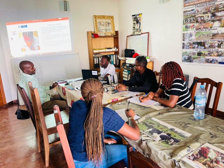 Formation PSEA : Le staff de SOLIFEM renforce ses capacités en matière de protection et d’éthique